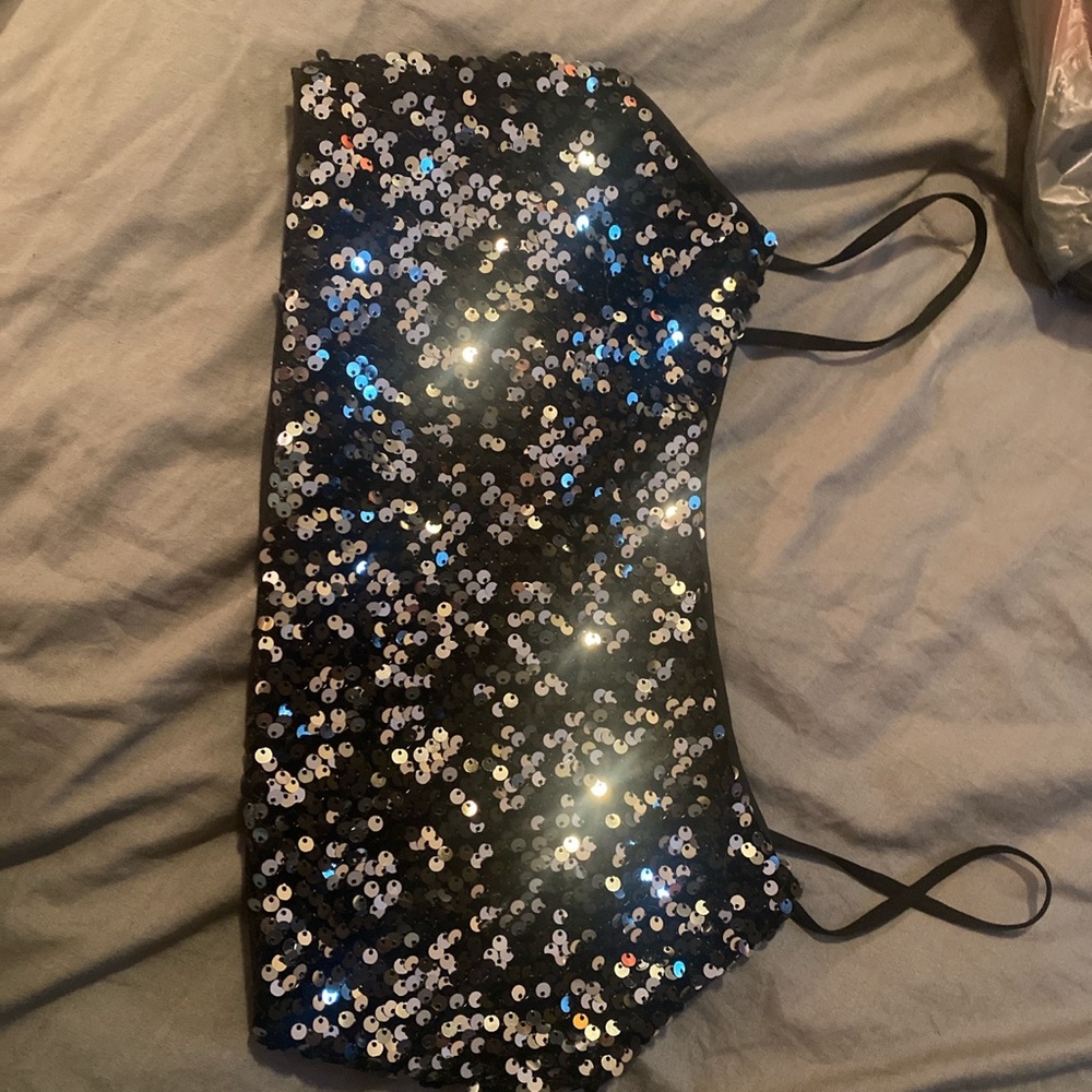 sparkly backless crop top